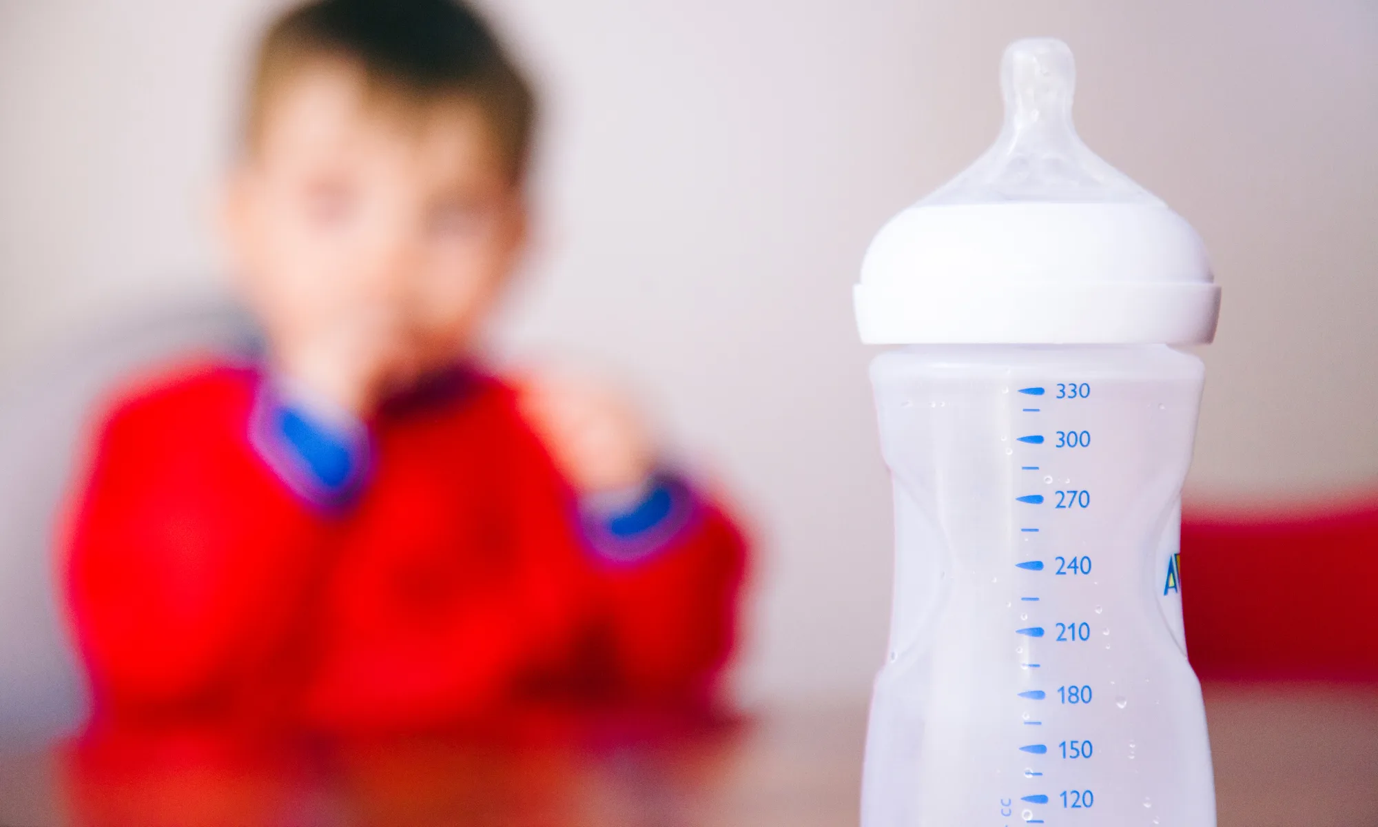 Tableau des quantités de lait selon le poids du bébé